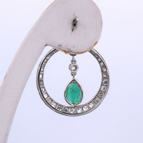 Boucles d'oreilles Boucles d'oreilles vintage en platine avec émeraudes et diamants 58 Facettes