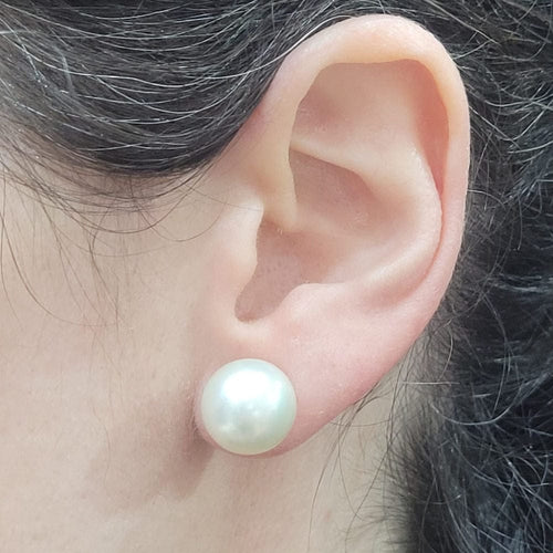 Boucles d'oreilles Boucles d'oreilles - Boucles d'oreilles en perles australiennes et or 18 carats 58 Facettes T101