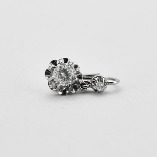 Boucles d'oreilles Paire de Dormeuses Or Blanc 58 Facettes