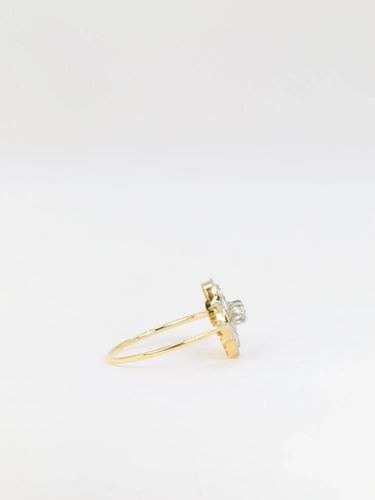 Bague Bague trèfle en or et pierre blanche 58 Facettes 451