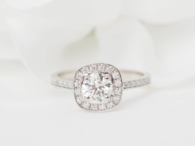 Bague 54 Bague solitaire en or blanc et diamants 0.68ct 58 Facettes 31790/32624