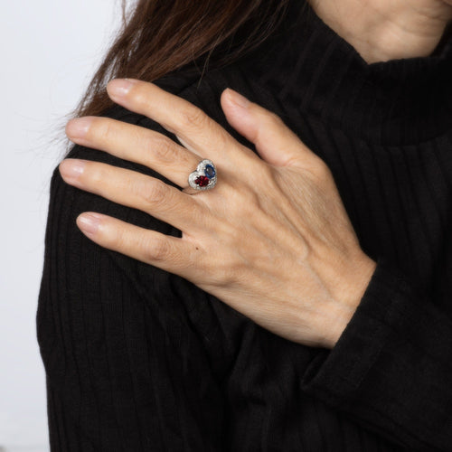 Bague Bague cœur saphir et grenat, diamants, platine, Moi et Toi, Bijouterie Fine Jewelry 58 Facettes G14133