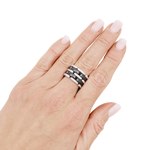 Bague 55 Bague Chanel,"Ultra", en or blanc, céramique noire et diamants. 58 Facettes 34342