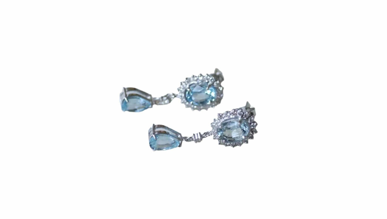 Boucles d'oreilles Gouttes or blanc, topaze bleue, diamant