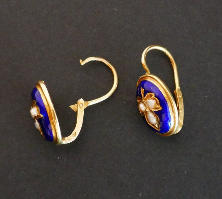 Boucles d'oreilles Dormeuses Anciennes émail et Perles, Or 58 Facettes