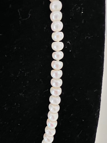 Collier Collier 107 Perles de Culture fermoir or jaune 58 Facettes