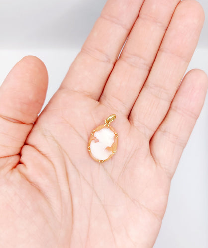Pendentif Pendentif vintage or 18k camée coquille 58 Facettes A05882