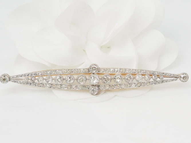 Broche Importante broche Art Déco en or jaune platine et diamants 58 Facettes 32820