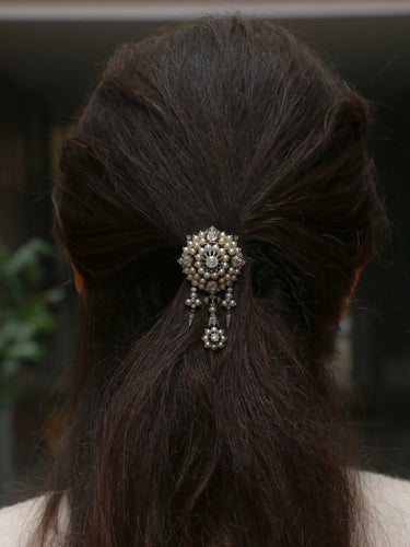 Broche Broche ancienne guirlande or argent perles fines diamants taille ancienne 58 Facettes 340B