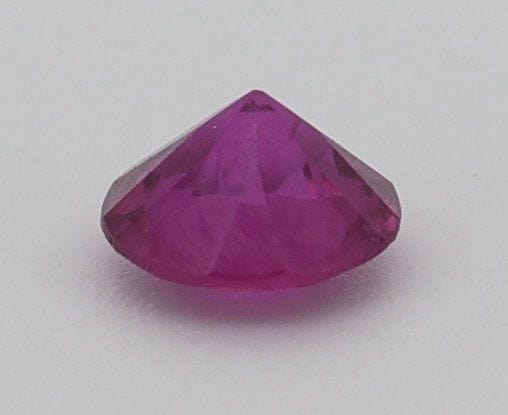 Gemstone Rubis 0.35cts non chauffé non traité SANG DE PIGEON venant de Birmanie 58 Facettes 439