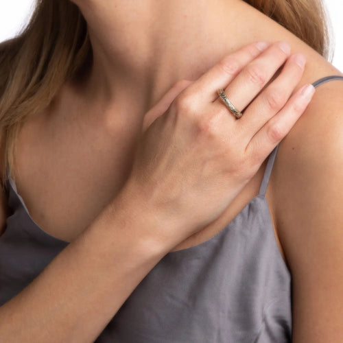 Bague 50.25 Bague de mariage Art déco vintage en or blanc, motif floral 58 Facettes G12483