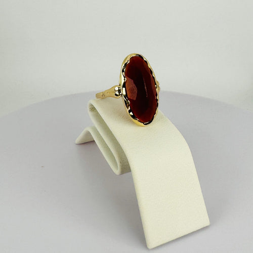 Bague Bague solitaire en or jaune, cabochon ovale en cornaline facettée de 8 carats 58 Facettes 2501102