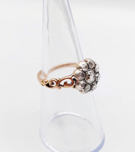 Bague 55.5 Bague marguerite victorienne or rose, diamants taille rose sur paillon (1870) 58 Facettes A06361