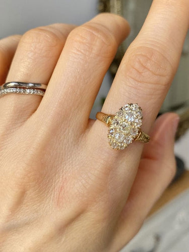 Bague 55 Bague ancienne en or jaune et diamants 58 Facettes 154