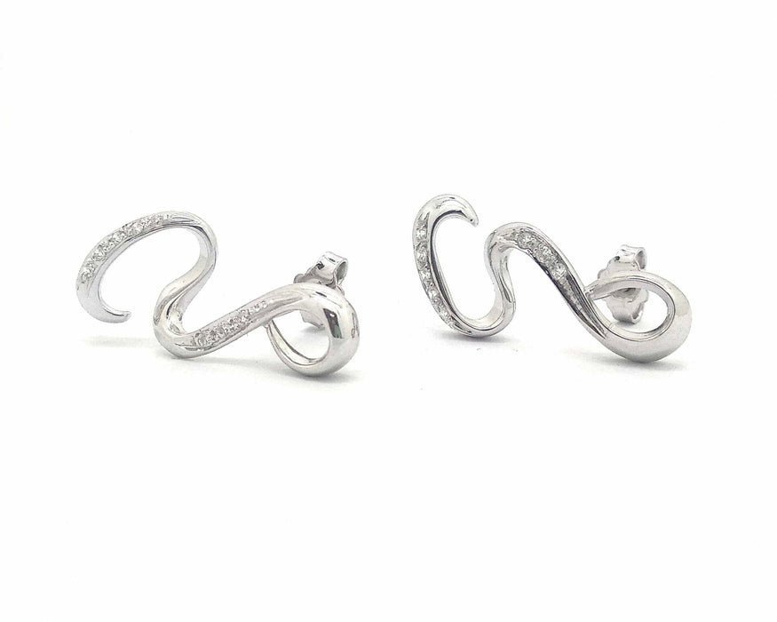 Boucles d'oreilles en or blanc avec diamants de 0,16 ct