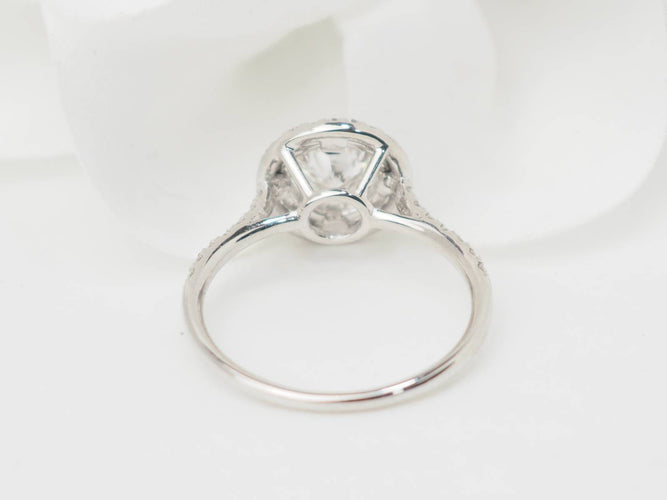 Bague 53 Bague solitaire en or blanc et diamants 0.72ct 58 Facettes 31788/32448