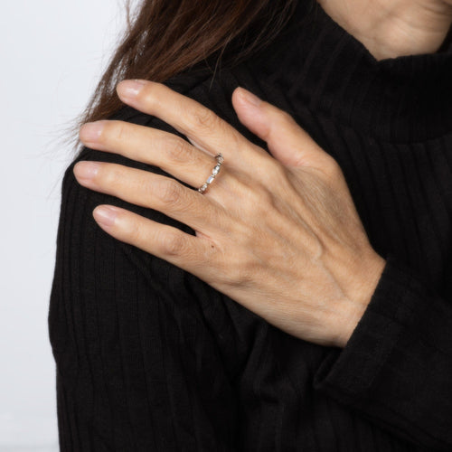 Bague 53.5 Bague d'éternité en or blanc à facettes mixtes 58 Facettes G14160