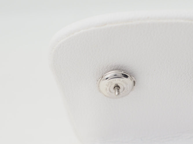 Boucles d'oreilles Paire de dormeuses anciennes en or blanc et diamants 58 Facettes 32108