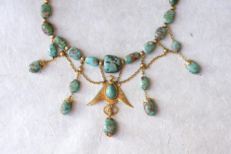 Collier Collier Ancien Neo Egyptien Or Jaune et Turquoises 58 Facettes