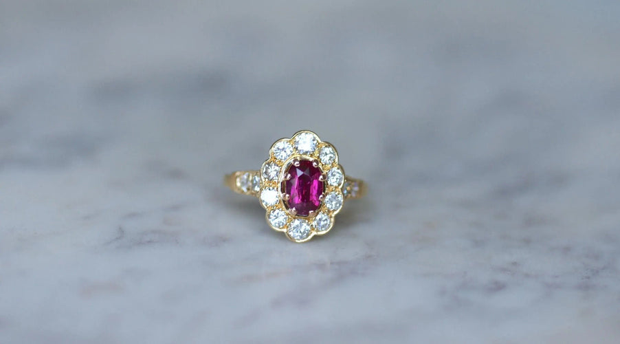 Bague 59 Bague Marguerite Ovale Rubis et Diamants 58 Facettes