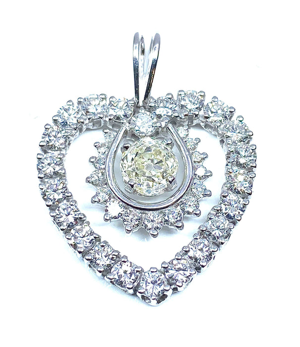 Pendentif Pendentif coeur or blanc diamants 58 Facettes AB438