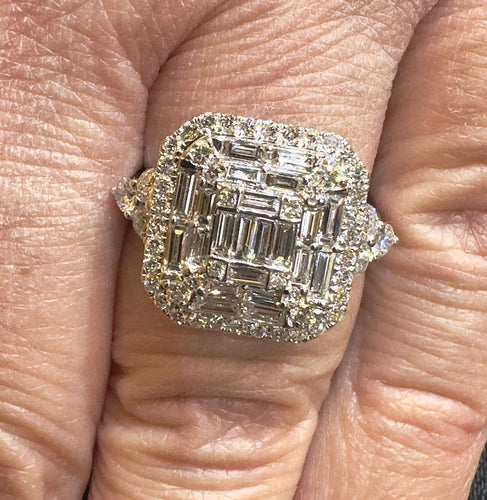 Bague 52 Bague Djula Jodie Beverly Hills haute joaillerie 58 Facettes