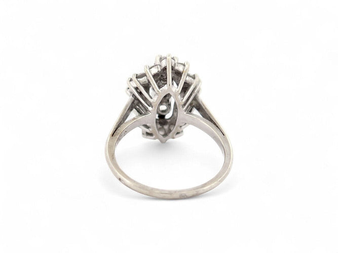 Bague 52 bague marquise sertie de 19 diamants 1.36ct t52 en or blanc 18k 5.4gr 58 Facettes 269602