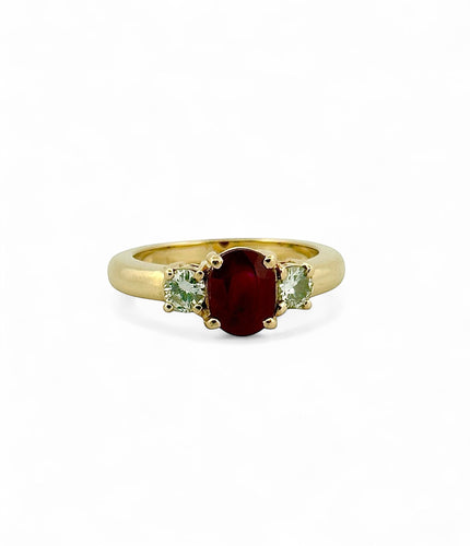 Bague 55 Bague en or jaune rubis et diamants 58 Facettes