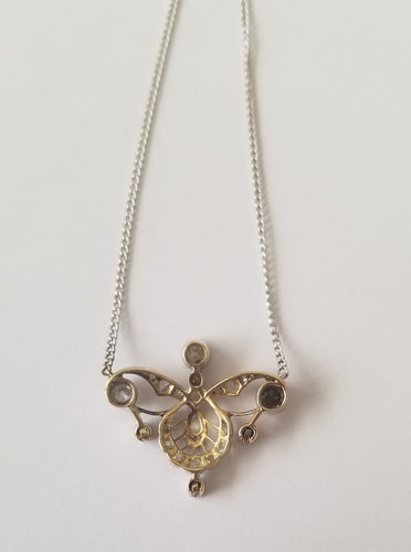 Collier Collier Art Déco en or blanc 18k et diamants 58 Facettes