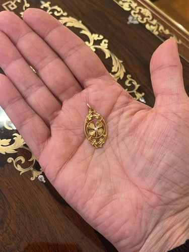 Pendentif Pendentif trèfle à quatre feuilles, époque 1900 58 Facettes