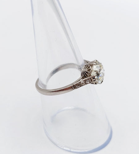 Bague 52.5 Bague solitaire Art déco en platine et diamant taille ancienne 1,40 carat 58 Facettes A06491