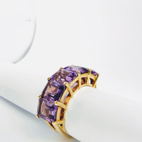 Bague 53 Bague en or jaune et améthystes 58 Facettes 5575