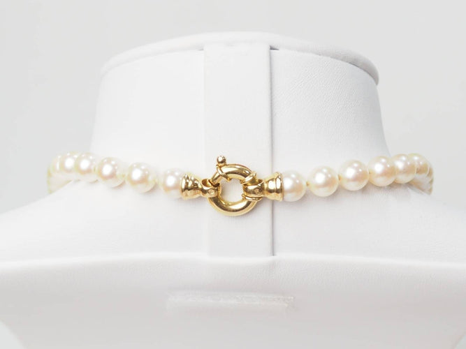 Collier Collier en or jaune et perles d'Akoya 58 Facettes 33075