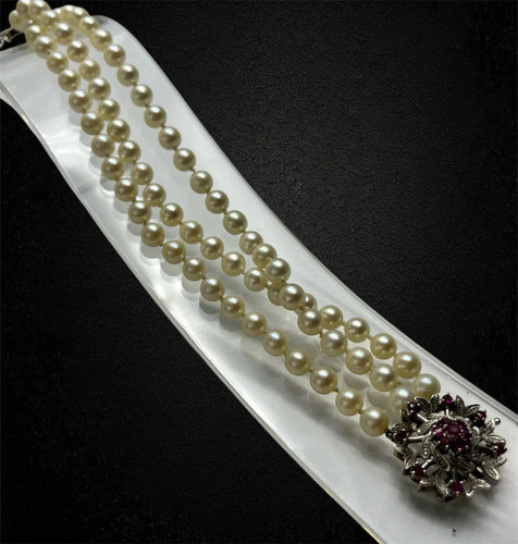 Bracelet de perles à trois rangs du XXe siècle