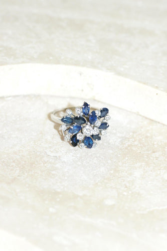 Bague 58.5 Bague Fil Cocktail Saphir et Diamants sur Or Blanc 58 Facettes