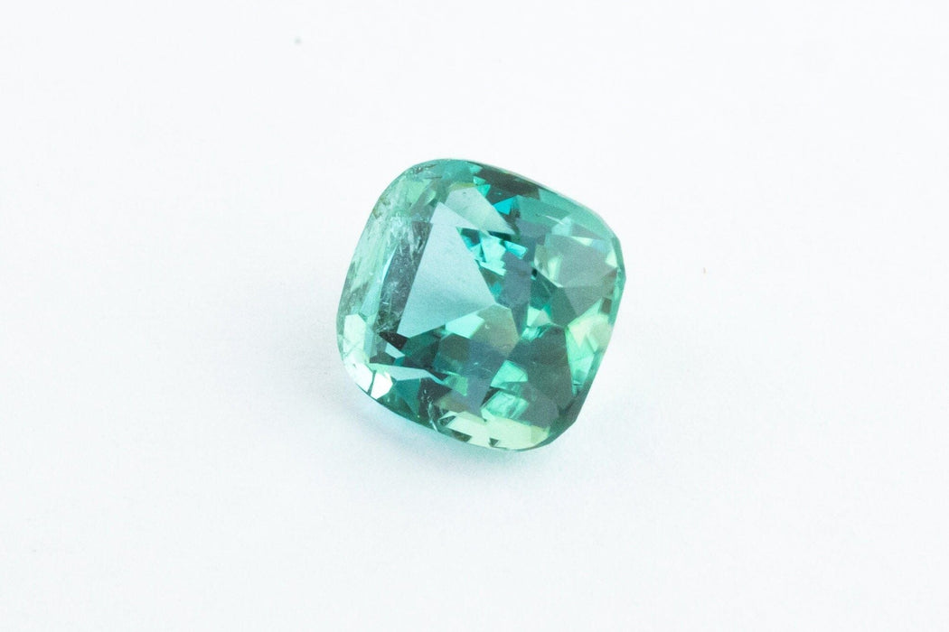 Gemstone Tourmaline bleu lagon 3.93cts certificat ALGT 58 Facettes 434