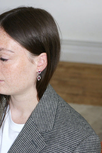 Boucles d'oreilles Longues Boucles d'Oreilles Rubis et Diamants 58 Facettes