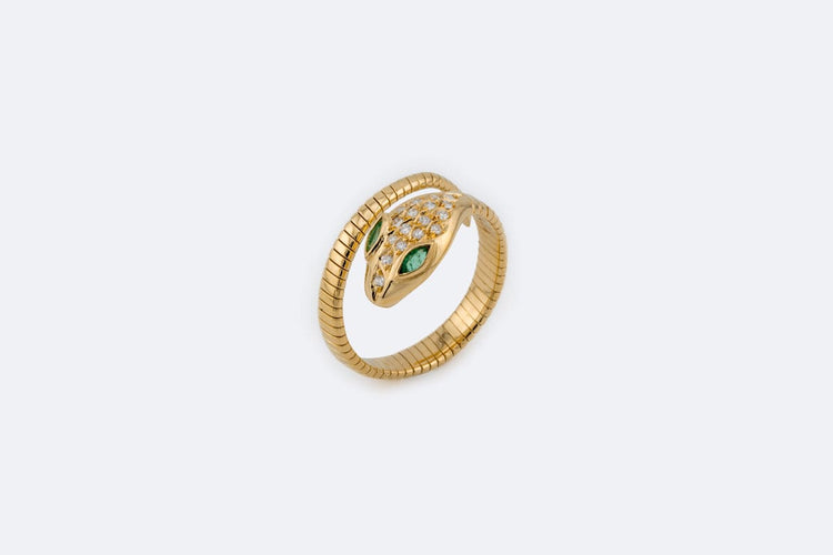 Bague Oro Giallo / 23 Bague serpent en or jaune sertie d'émeraudes et de diamants 58 Facettes ANL779