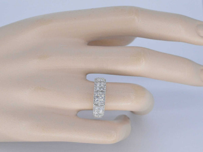 Bague 54 Bague en or blanc avec diamants 58 Facettes 2040