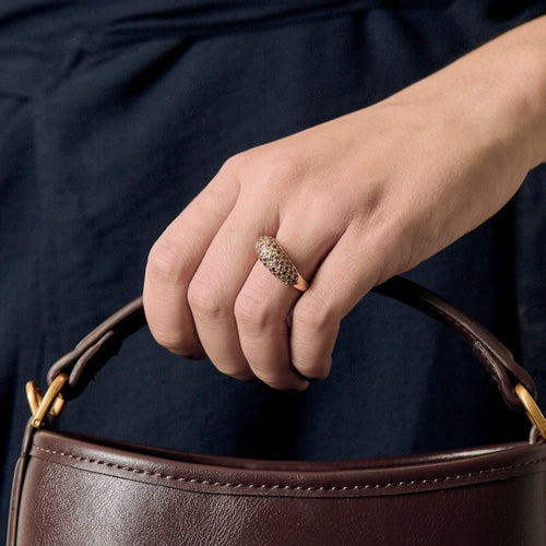 BAGUE JONC POIRAY OR, DIAMANTS ET SAPHIRS