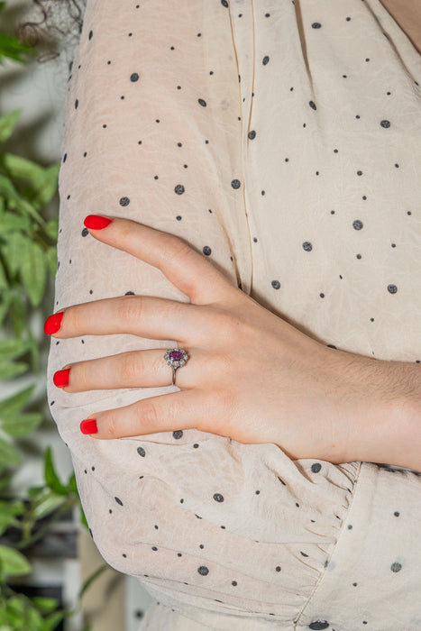 Bague Pompadour Or blanc Rubis