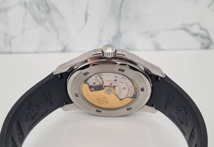 Montre PATEK PHILIPPE Aquanaut 40 58 Facettes 5167A/001-1