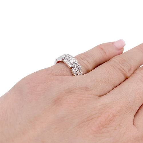 Bague 48 Bague Cartier or blanc, diamants "Tank Française". 58 Facettes 33679