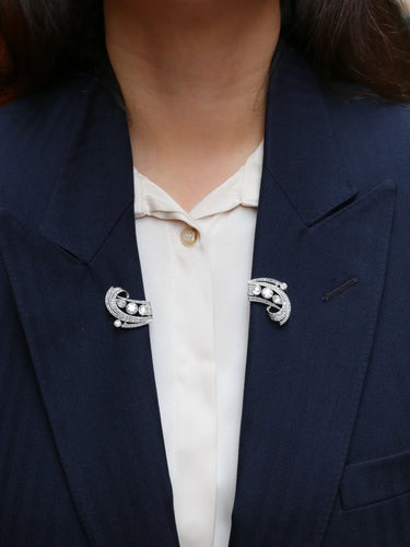 Broche Double Clip Art-Déco platine diamants taille ancienne 6 carats 58 Facettes 605