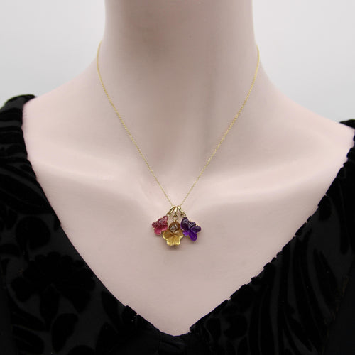 Pendentif Breloque fleur en tourmaline rose sculptée à la main, signée en or 14 carats 58 Facettes A2006X