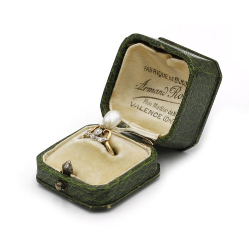 Bague 51 Bague or, perle et diamants 58 Facettes 1033