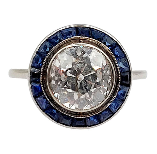 Bague 57.5 Bague cible art deco or blanc 18k diamant taille ancienne 2,40 carat et saphirs calibrés (circa 1920) 58 Facettes A06140