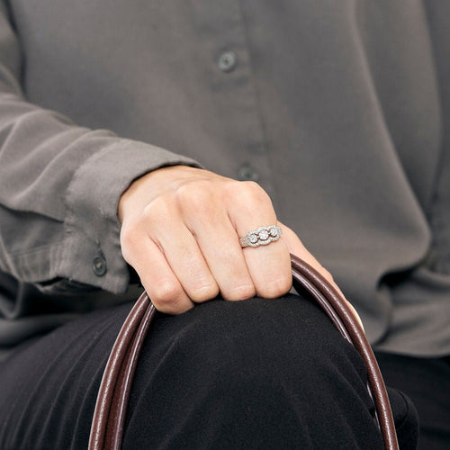 Bague 52 Bague tricercle en or blanc et diamants 58 Facettes LP438/12