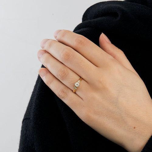 Bague 50 Bague solitaire en or jaune et diamants 58 Facettes SPEV 15