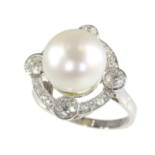Bague Art déco en perles et diamants des années 1920 : une déclaration d'élégance intemporelle